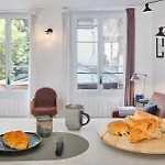 A Place To Chill * Παρίσι